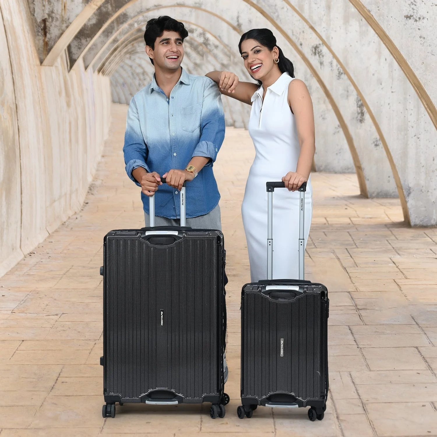 Black 8 Wheels Trolley Bag Set of 2 (Large + Cabin) - Image 8