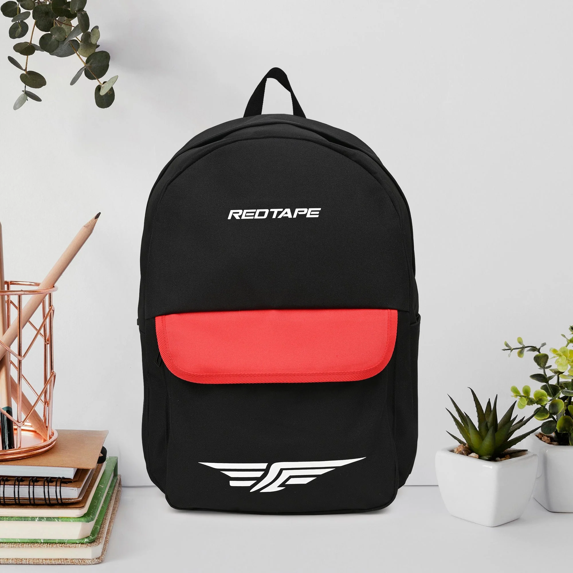 Black Red Unisex 23L Polyester Laptop Backpack