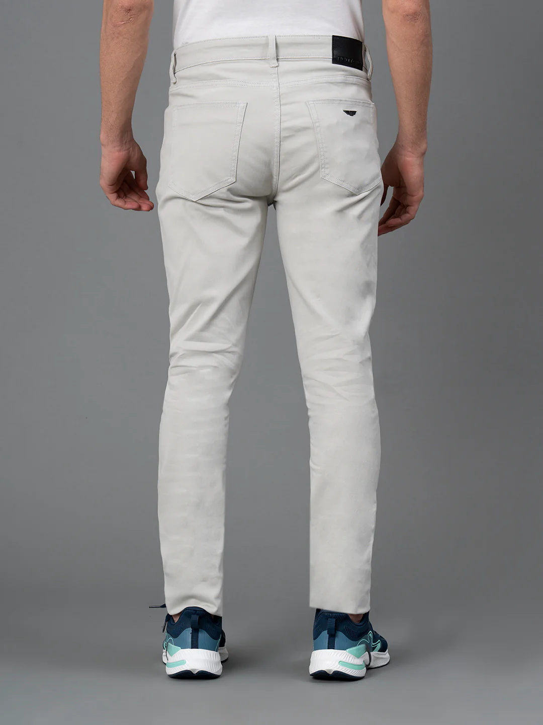 Classic Skinny Jeans for Men - Image 3