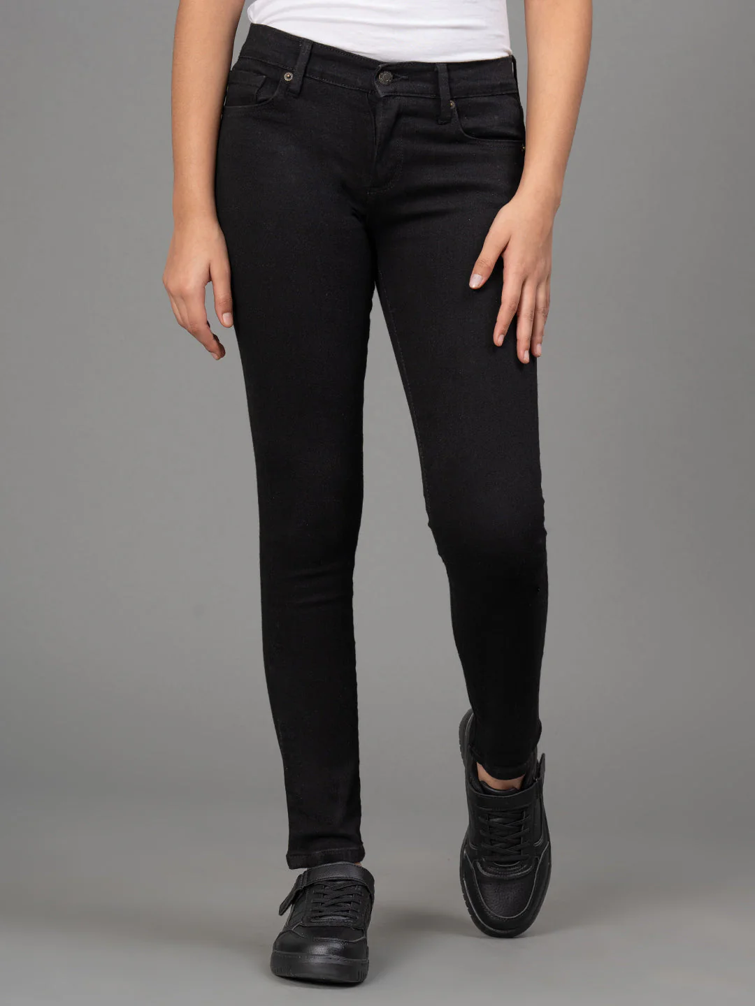 Girls Black Solid Cotton Stretched Jeans