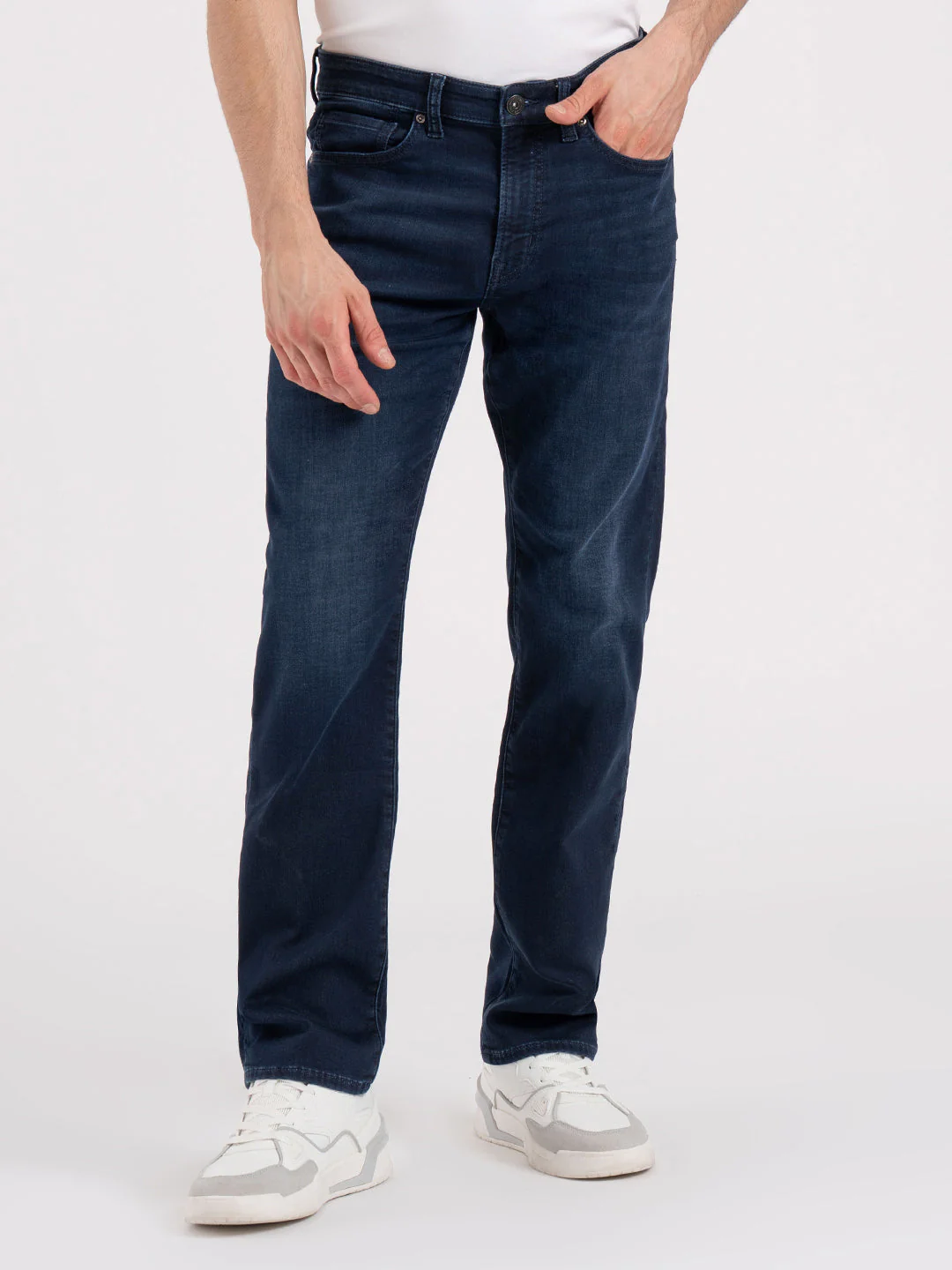 Menâ€™s Knitted Straight Fit Denim Jeans