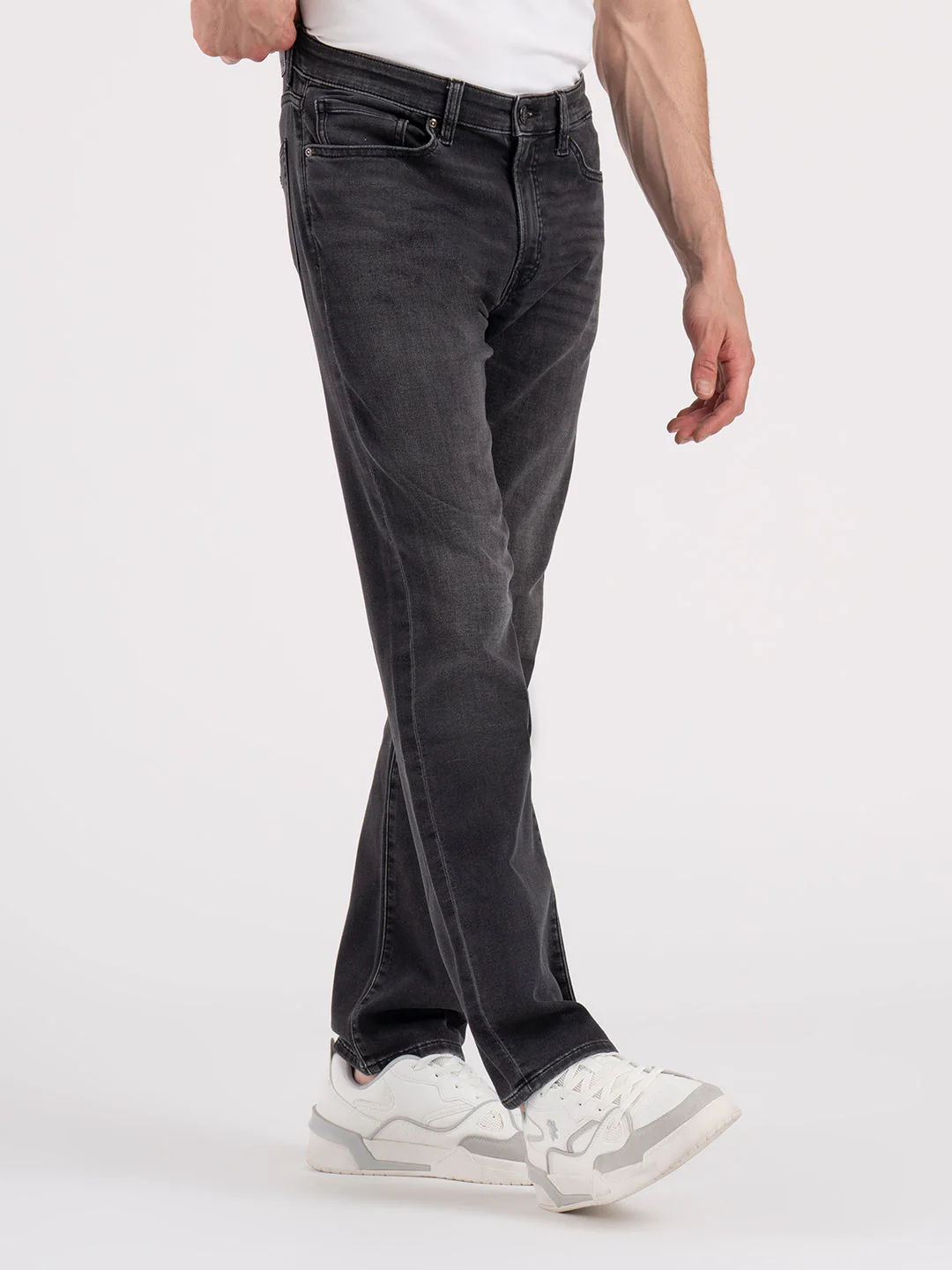 Menâ€™s Knitted Straight Fit Denim Jeans - Image 2