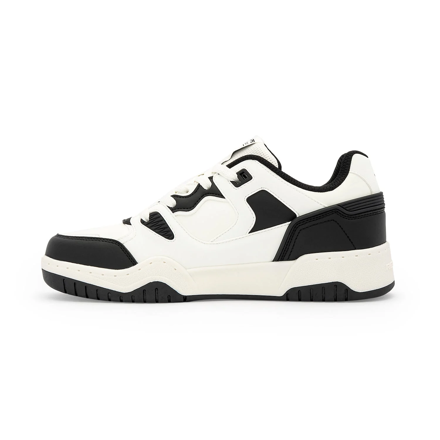 Men Sneakers for Casual Comfort and Versatile Everyday Style - Image 4