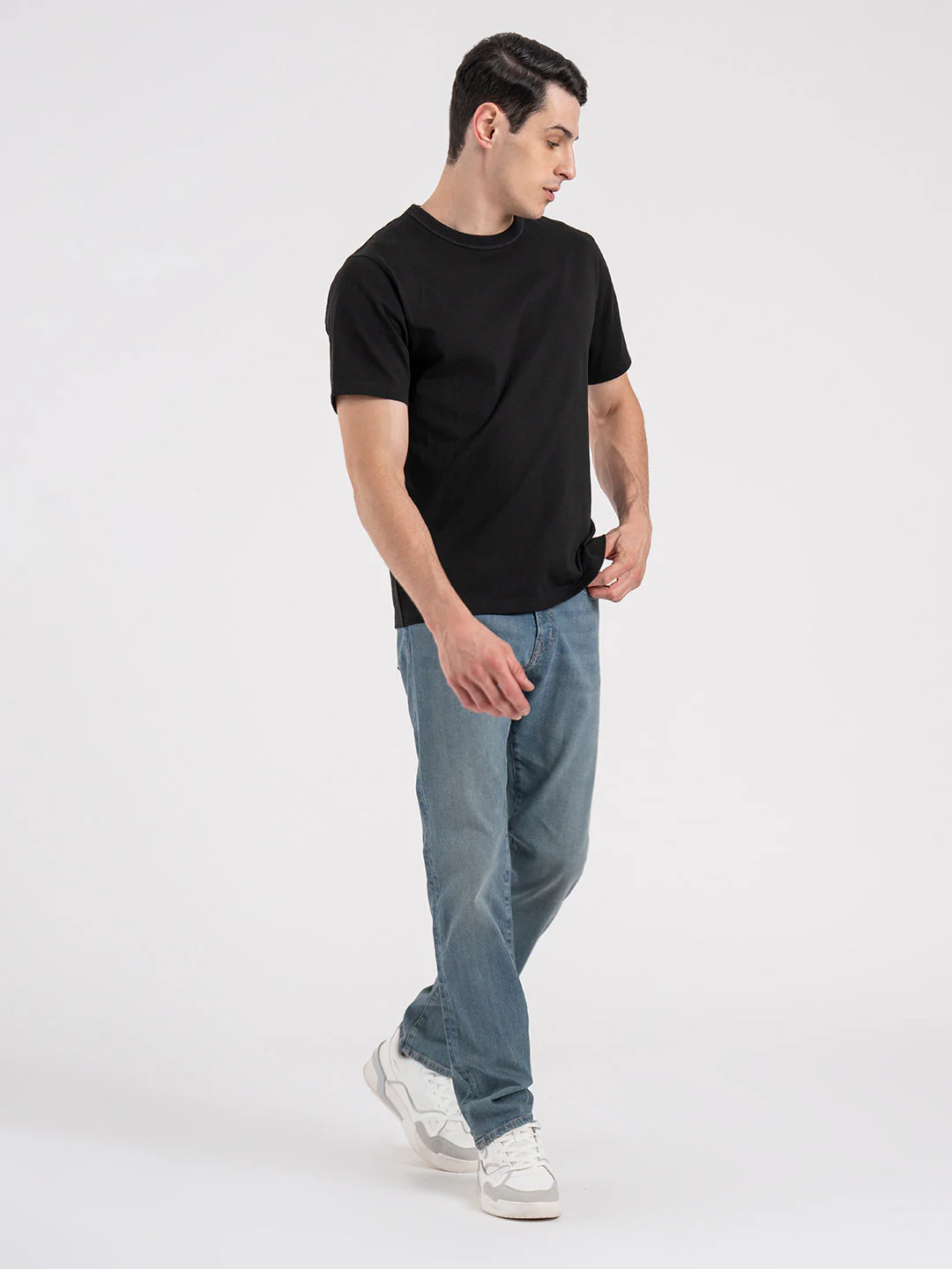 Menâ€™s Straight Fit Denim Jeans - Image 5