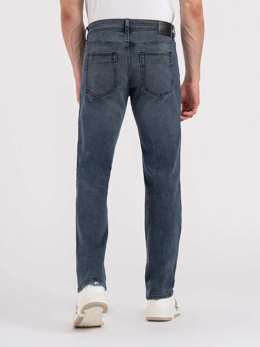 Men's Straight Fit Denim Jeans - Image 3