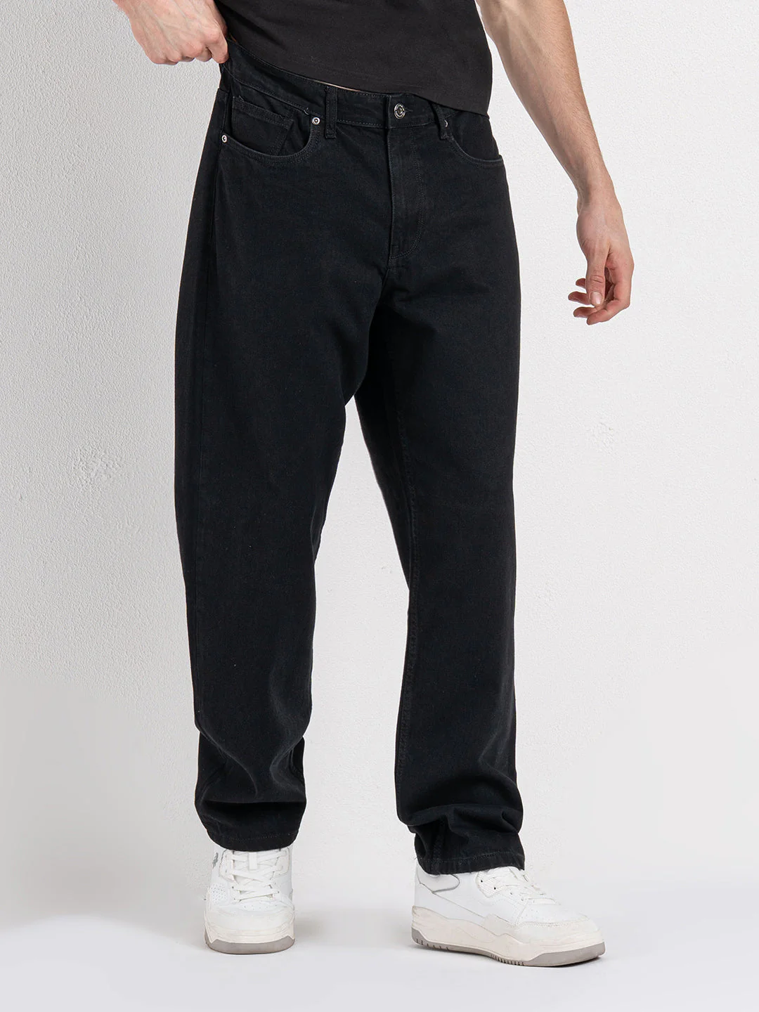 Men's Baggy Fit Jeans - Image 2