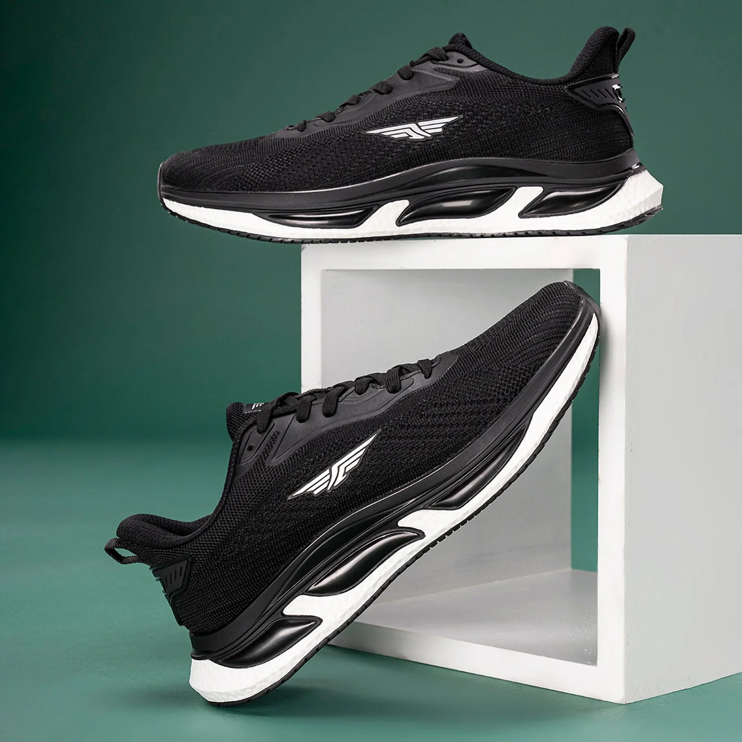 Athleisure Shoes for Men |Cultured Round-Toe Shape & Cushioning Technology