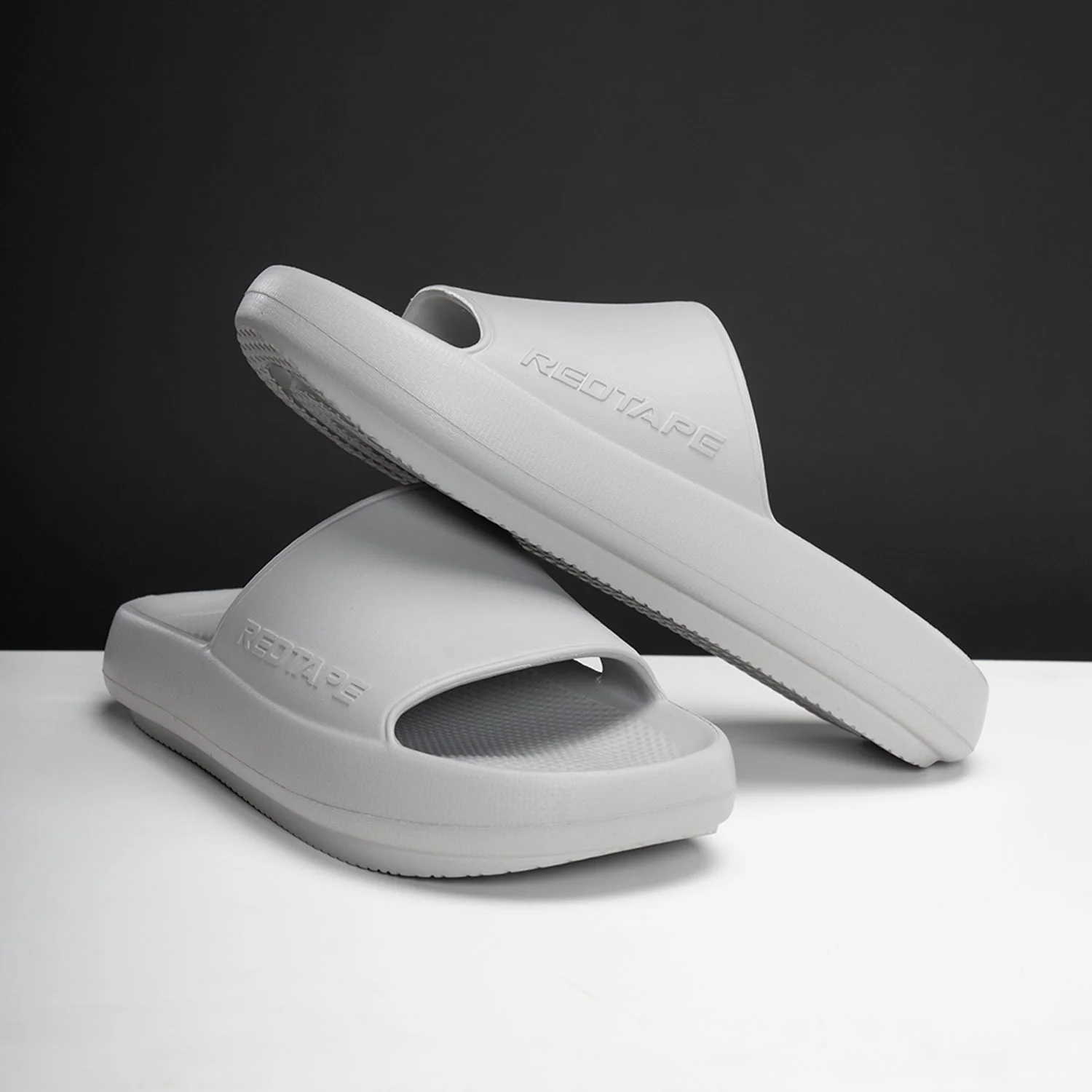 Casual Sliders for Men | Refined Round-Toe Shape with a Relaxing Slip-On Support