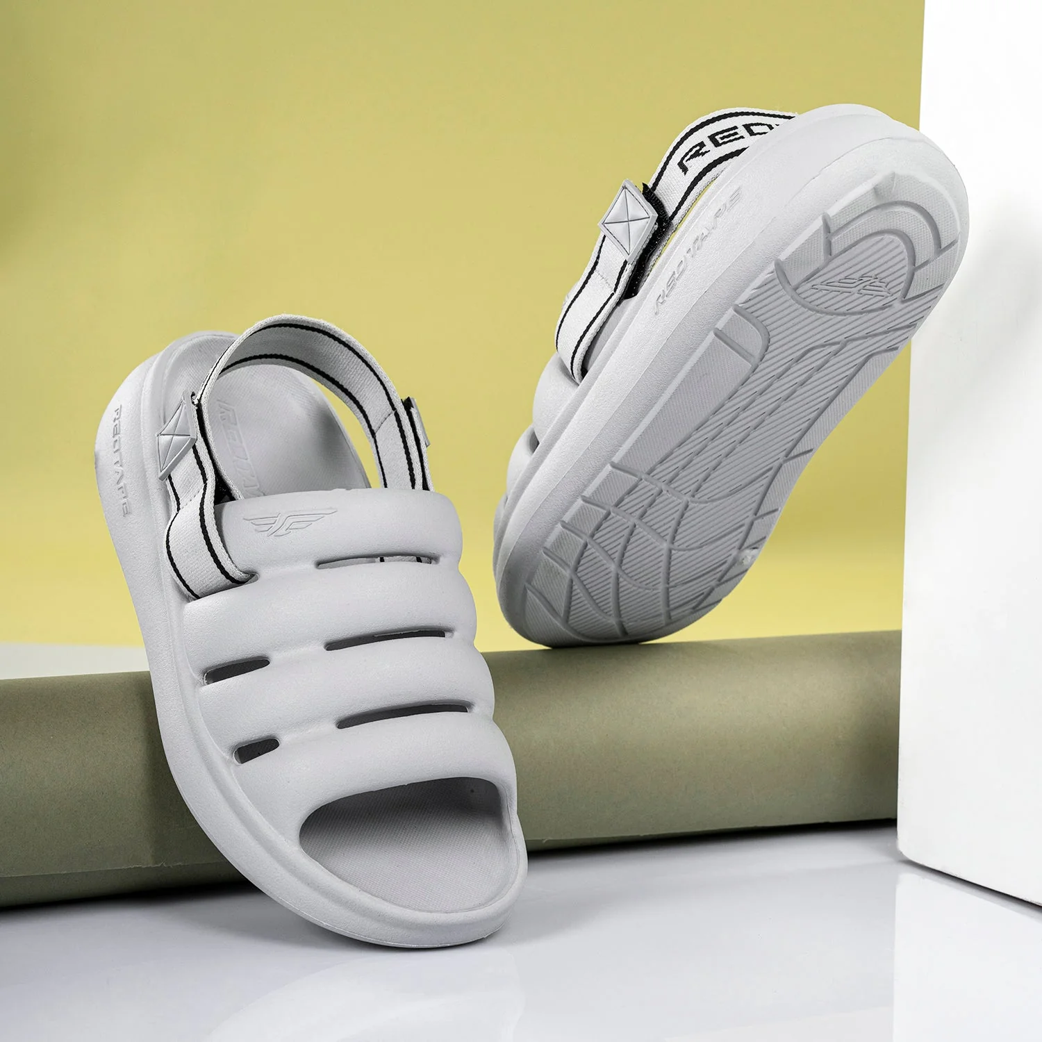 Casual Sliders for Men | Refined Round-Toe Shape with a Relaxing Slip-On Support
