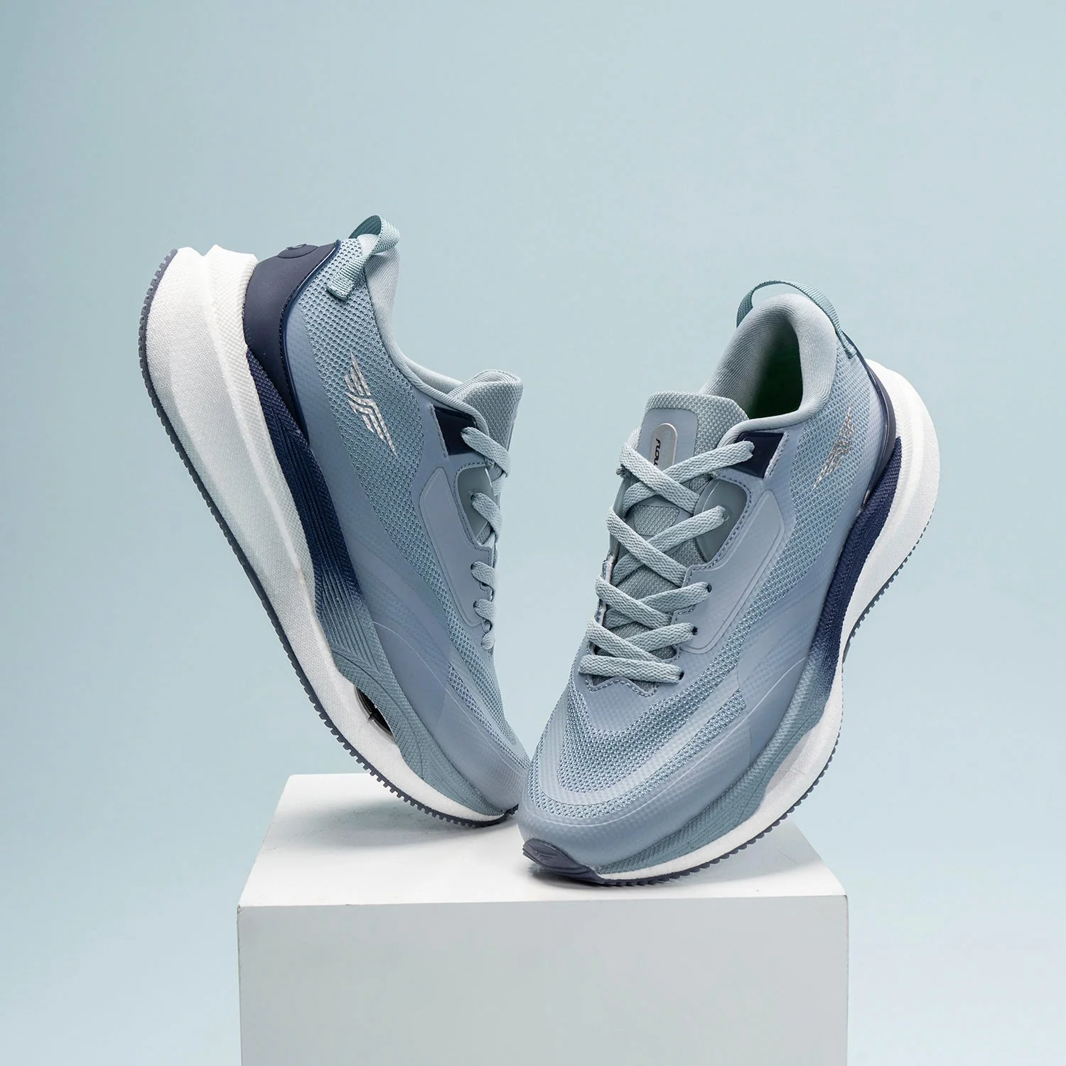 ETPU Athleisure Shoes for Men | Cultured Round-Toe Shape & Cushioning Technology - Image 6