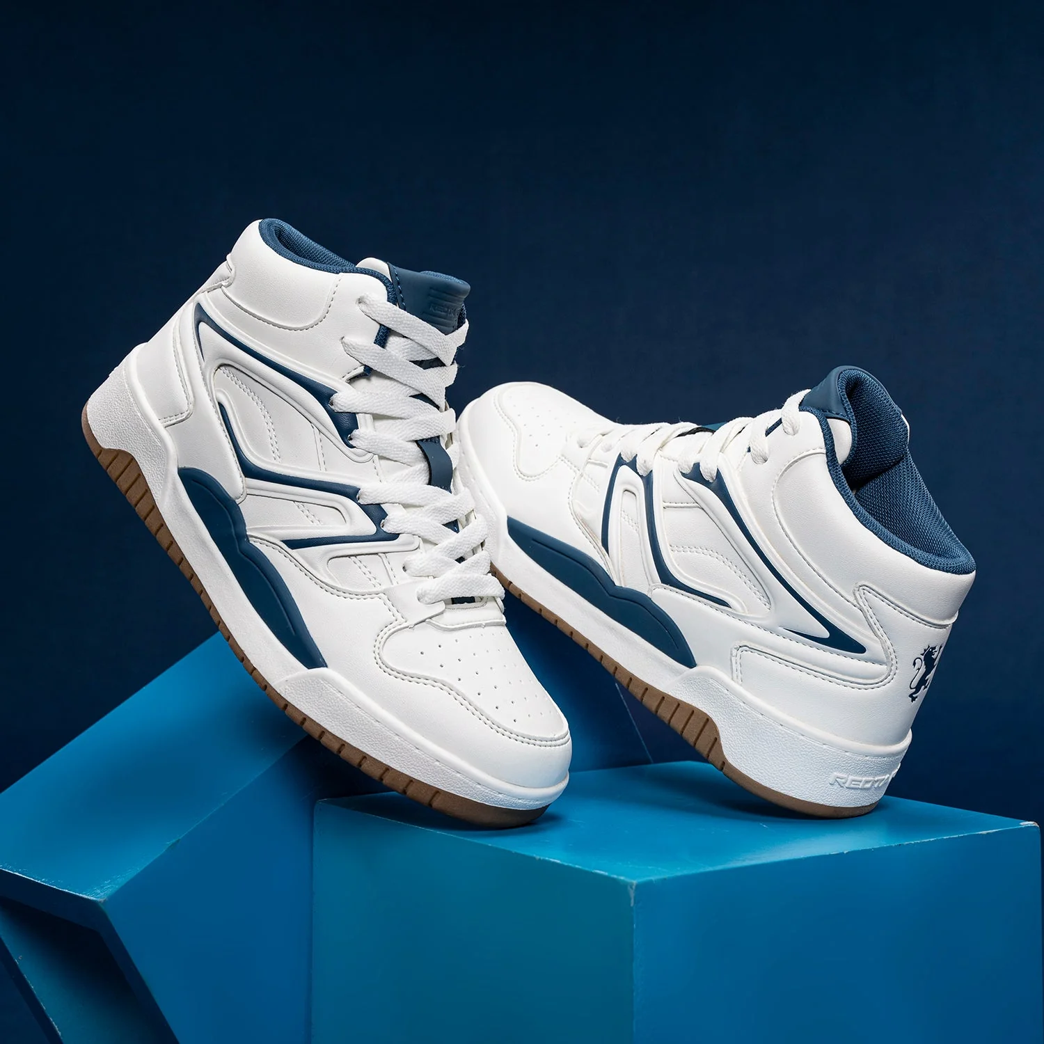 Red Tape Lifestyle Sneaker Shoes for Women | Classic Rounded Toe & Pampering Cushioned Comfort - Image 8