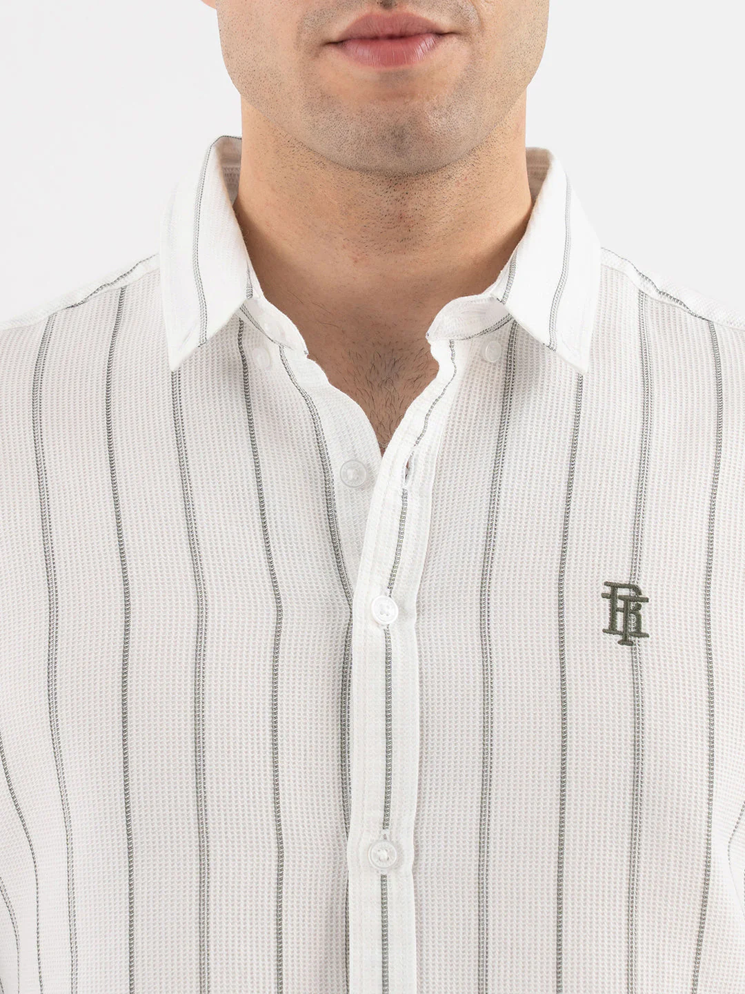 Men’s Off-White Casual Stripe Shirt - Image 4