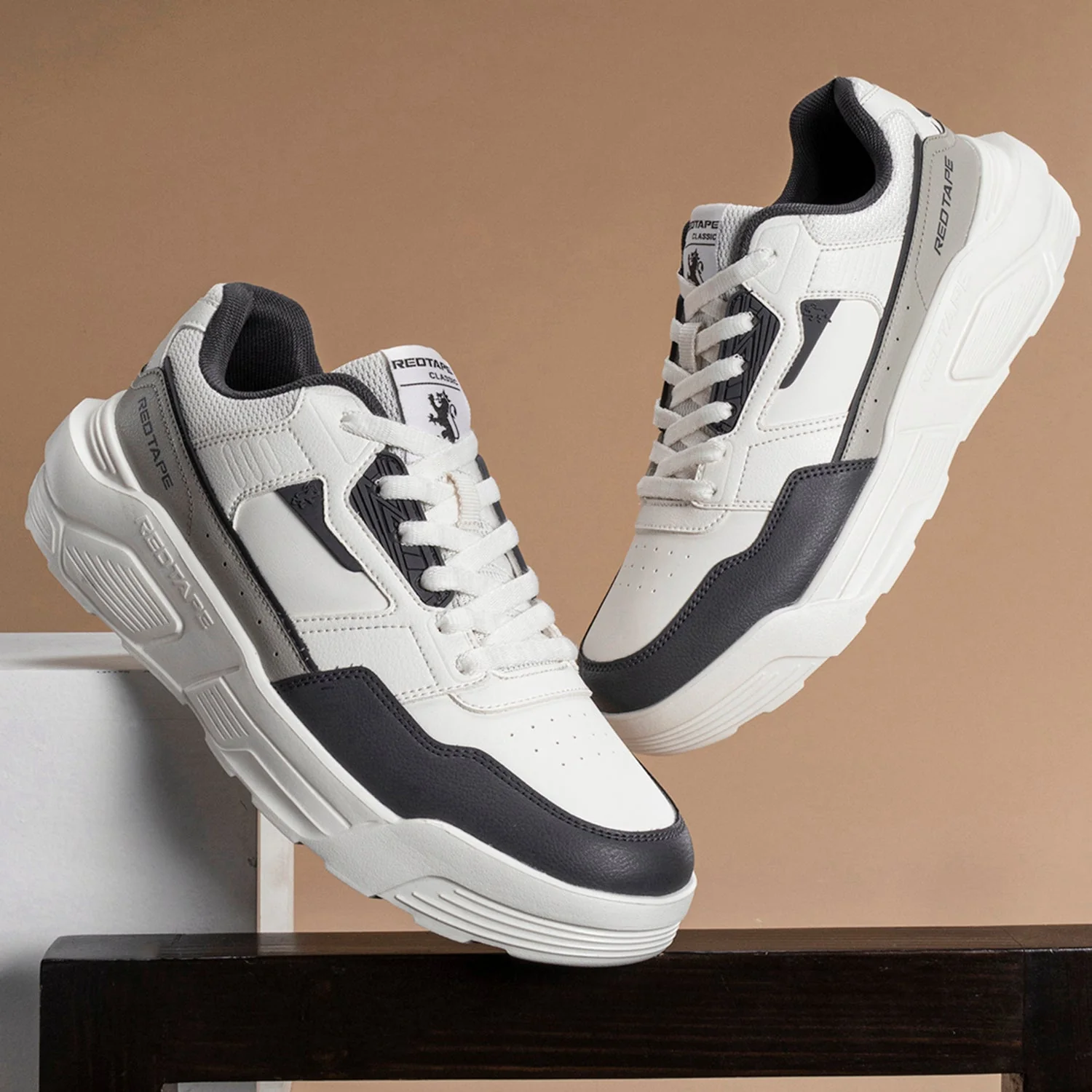 Men Lifestyle Sneakers for Everyday Casual Looks - Image 6