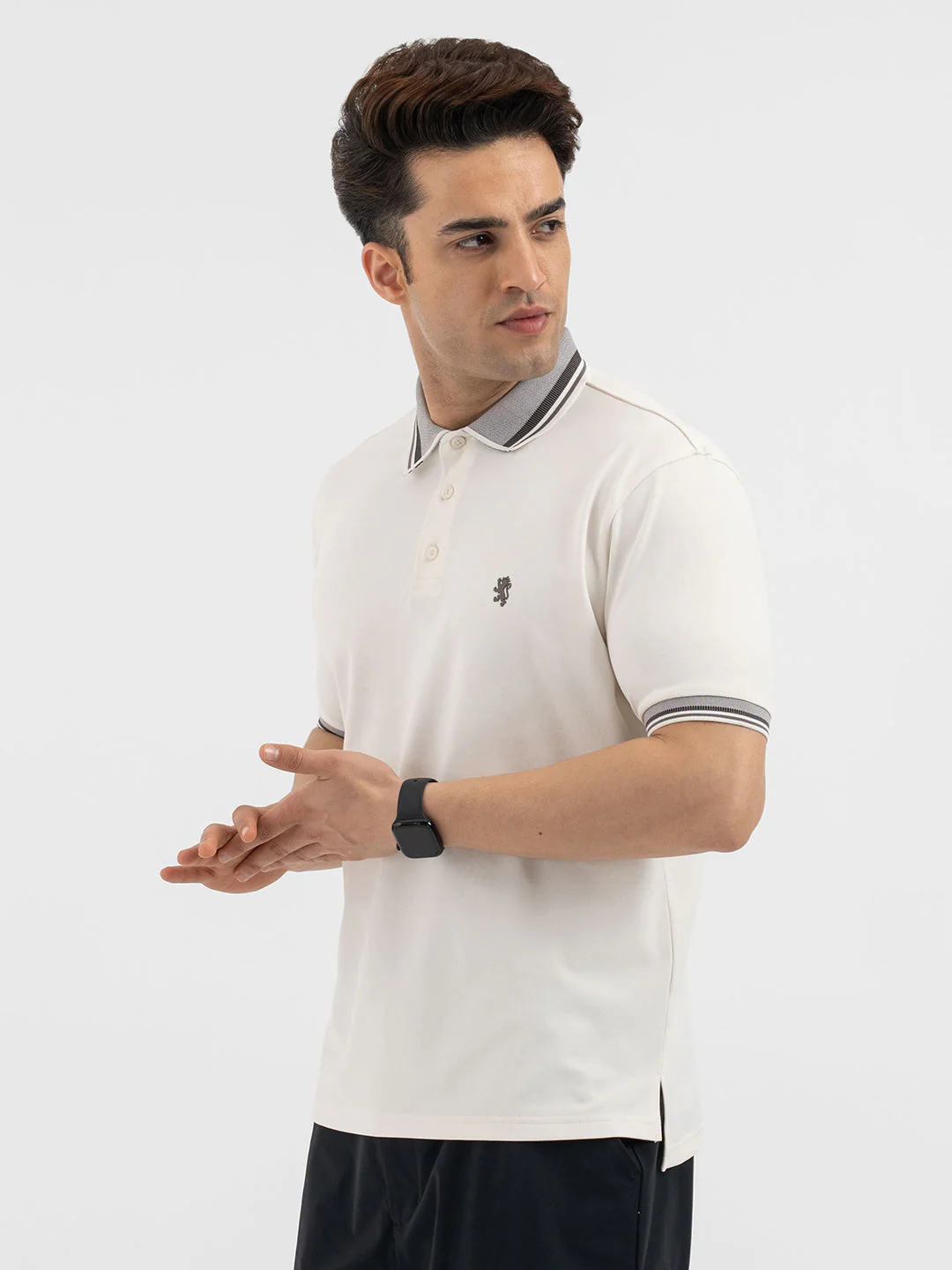 Red Tape Men’s Cream Polo T-Shirt - Image 2