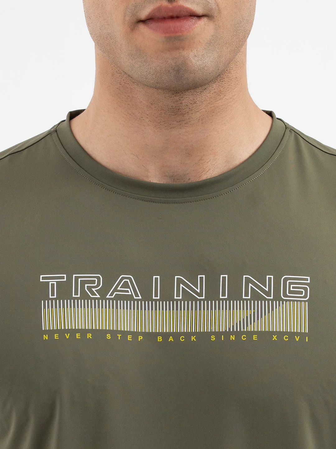 Red Tape Men’s Dark Olive Graphic Activewear T-Shirt - Image 4