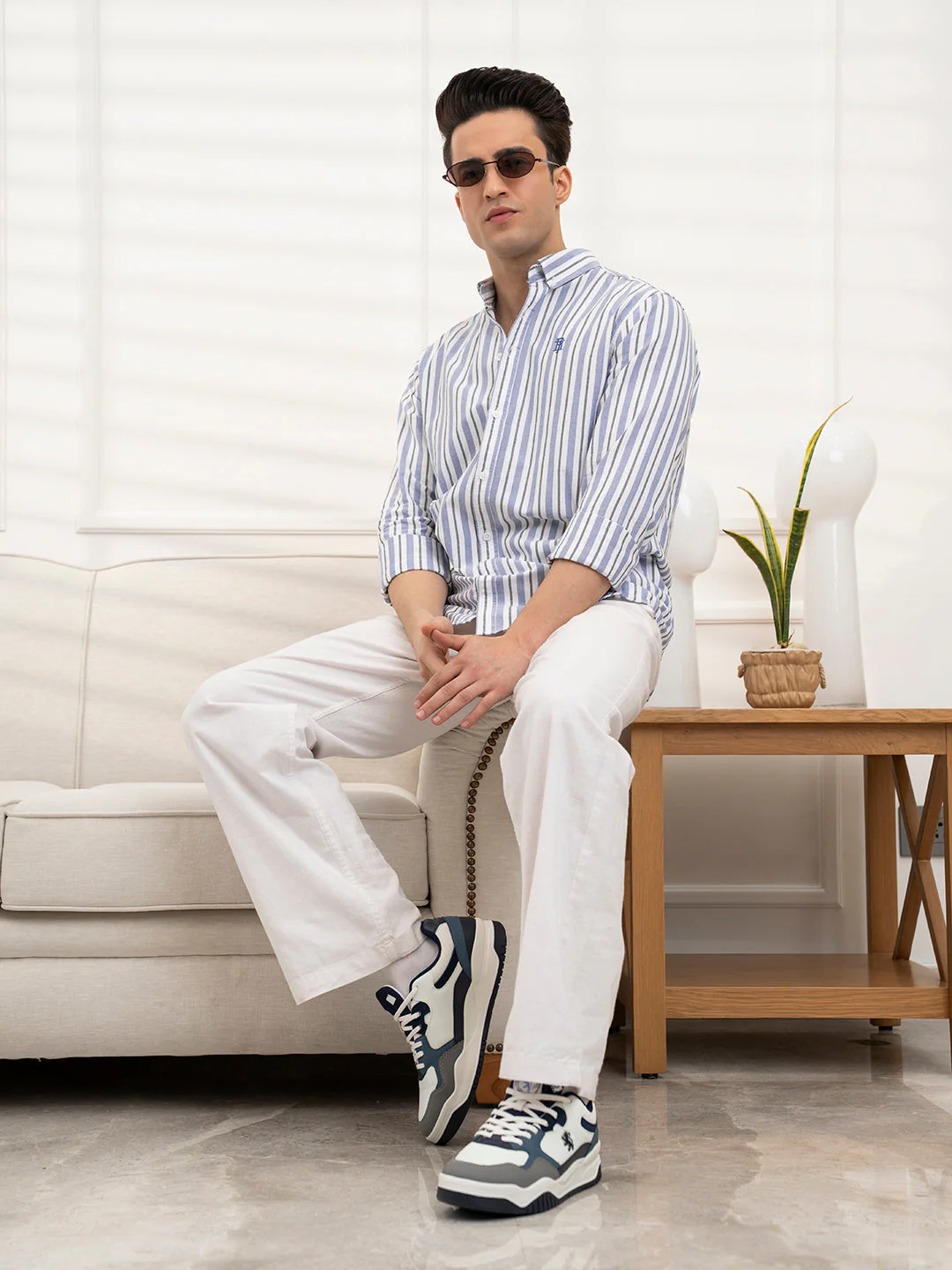 Men's Oxford Shirt With Verticle Stripes For Casual Look