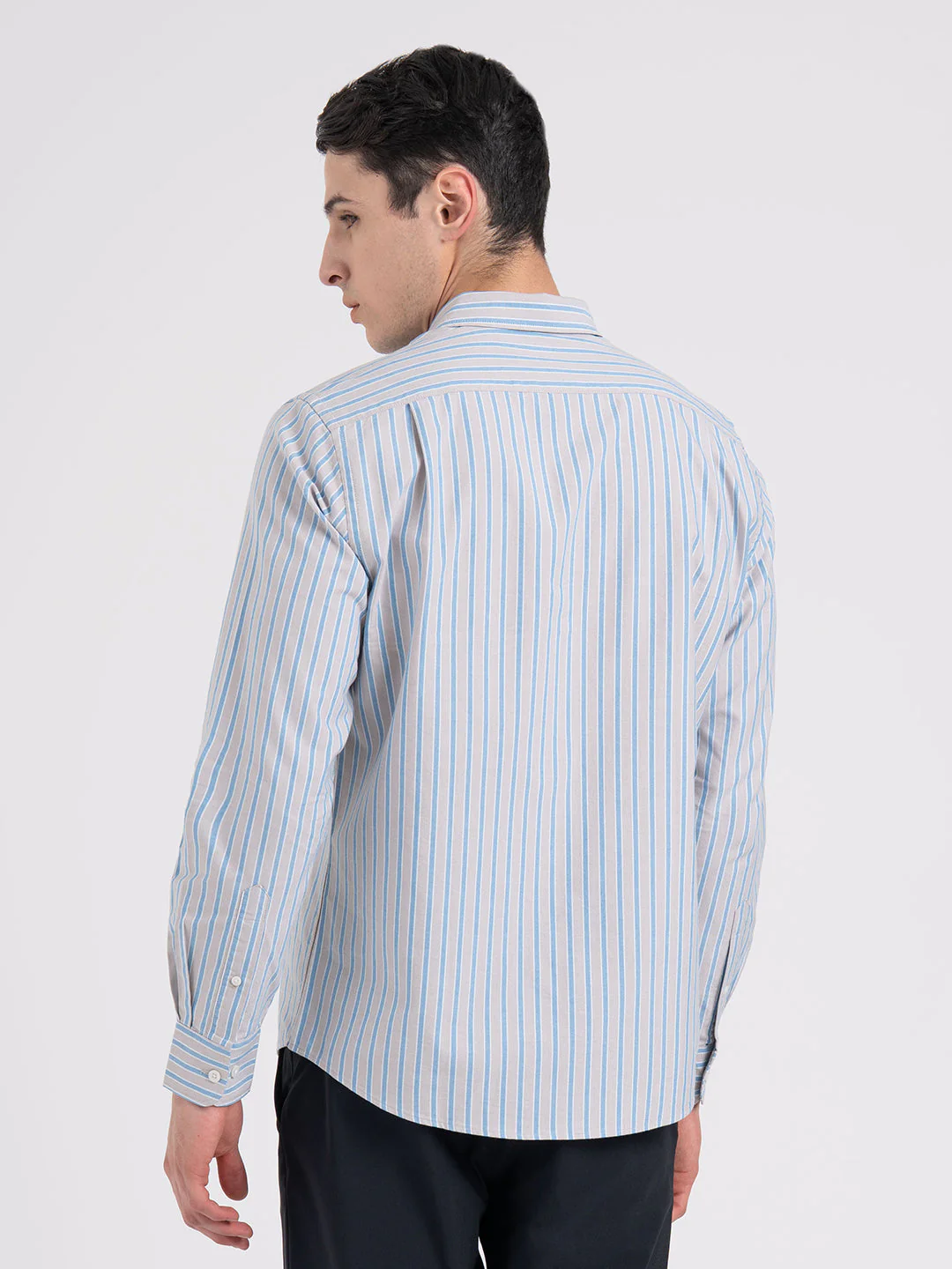 Men's Oxford Stripe Shirt for Casual Everyday Style - Image 3
