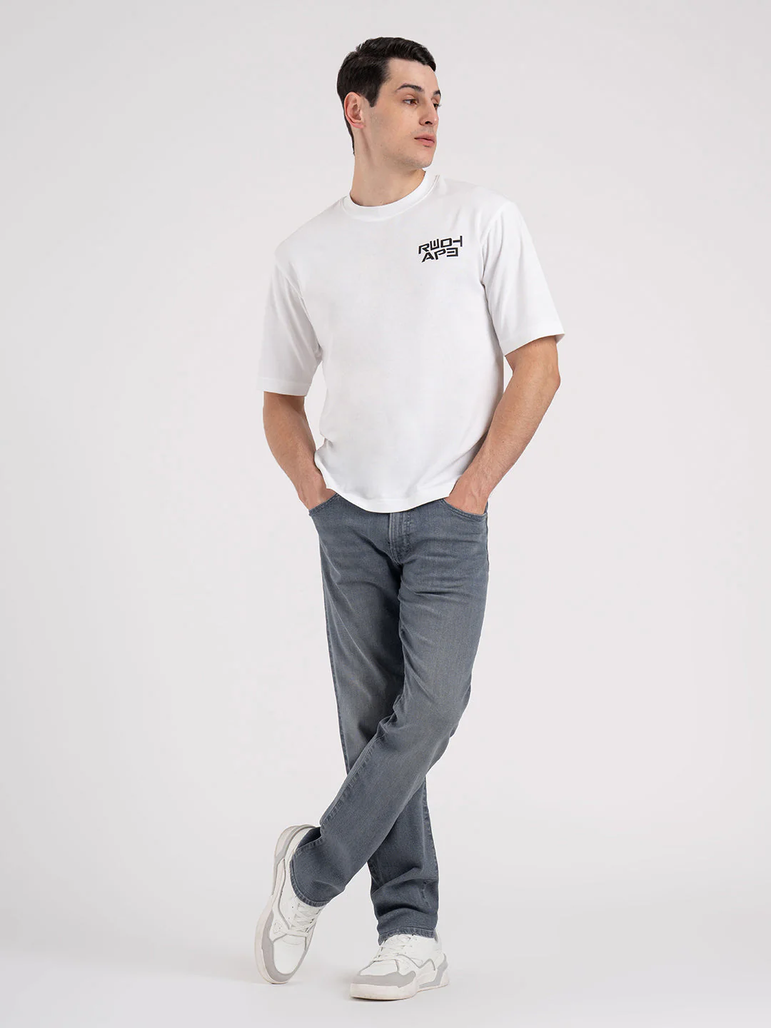 Men's Tinted Grey Solid Cotton Spandex Straight Fit Jeans - Image 5