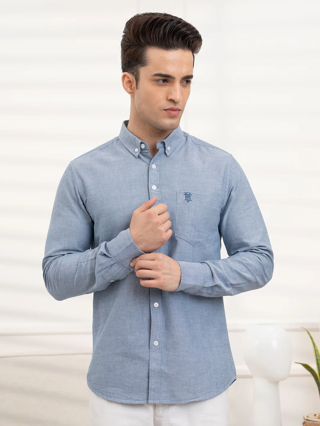 Mens Full Sleeve Solid Oxford Shirt - Image 2