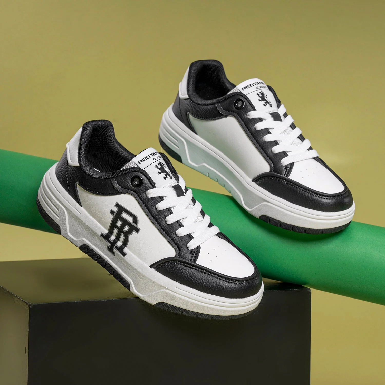 Women's Lifestyle Sneakers