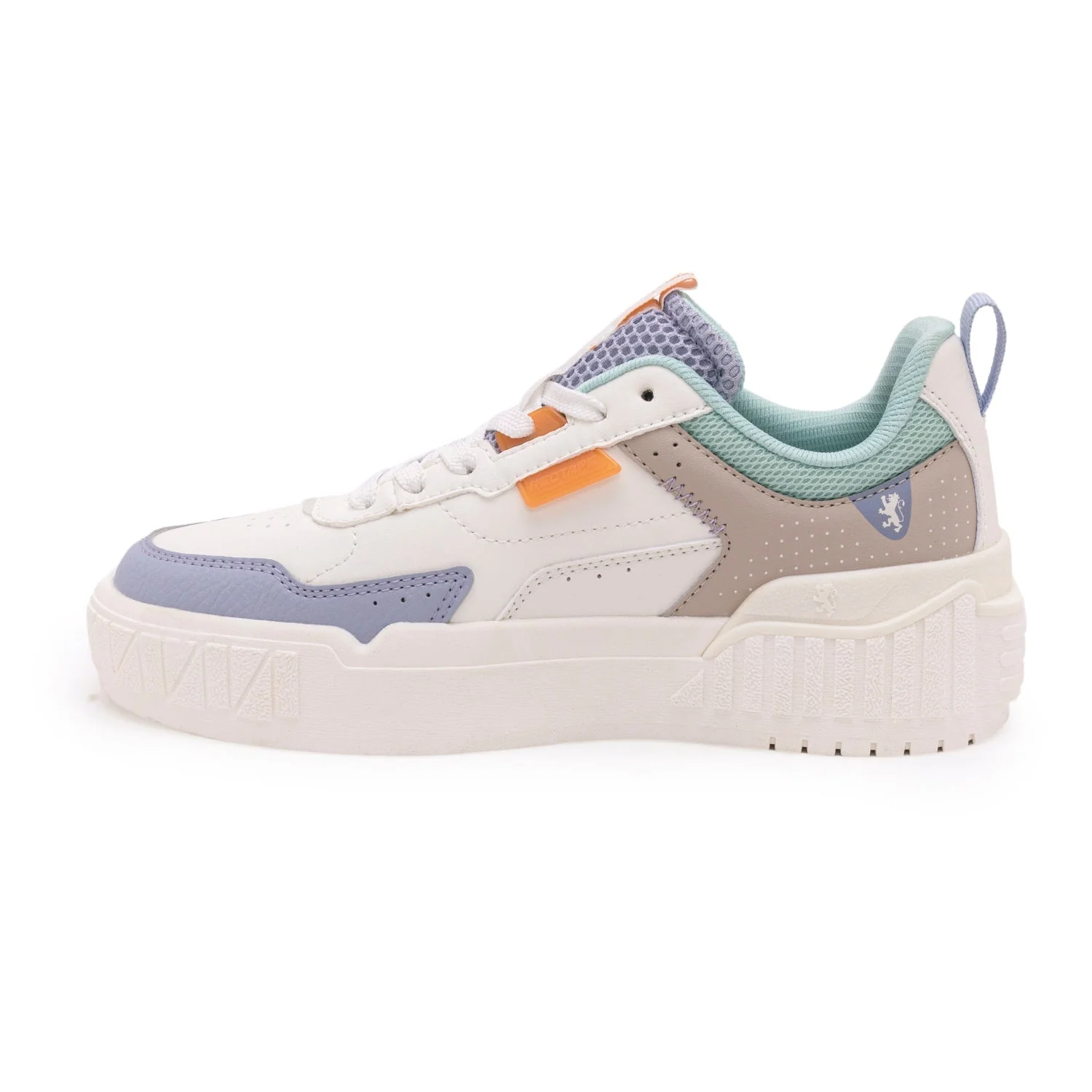Women's Lifestyle Sneakers for Everyday Comfort - Image 3