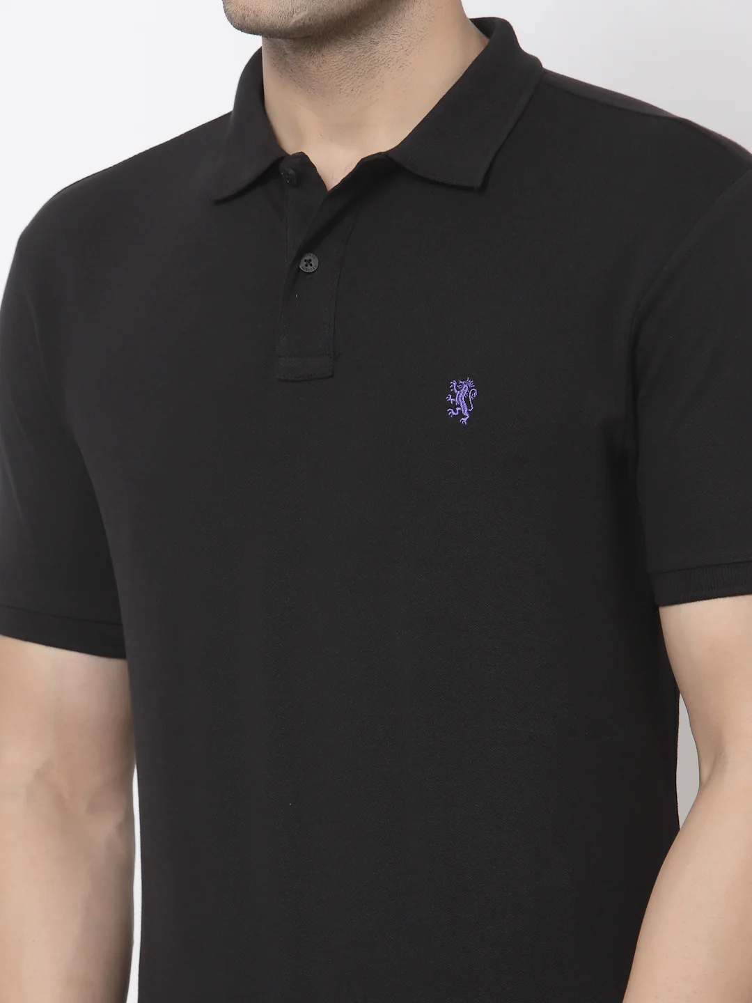 Black Solid Pure Cotton Men's T-Shirt - Image 4