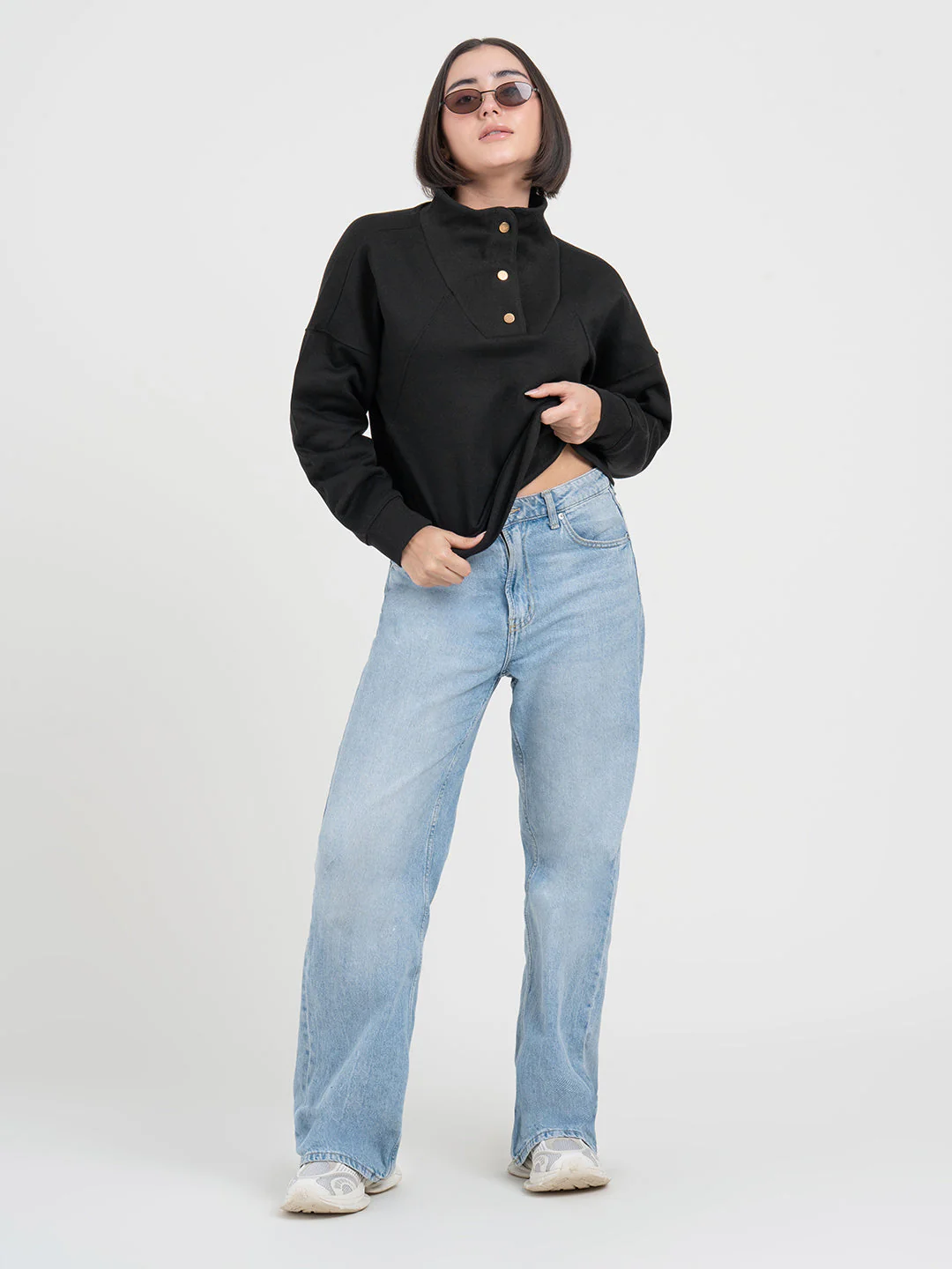 Black Sweatshirt for Women | Style for Elevated Casual Comfort