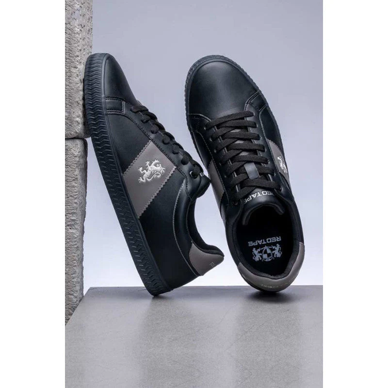 Men Black Sneaker