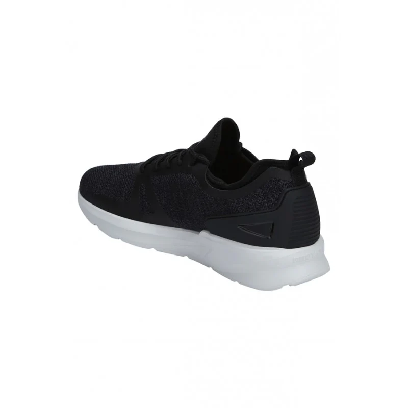 men black walking shoes