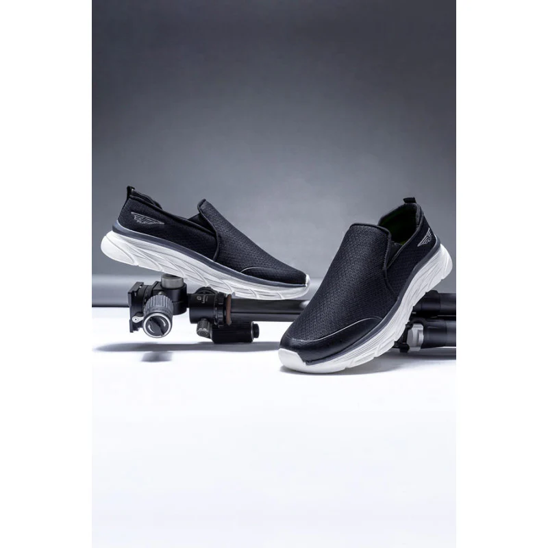 Men Black Walking Shoes