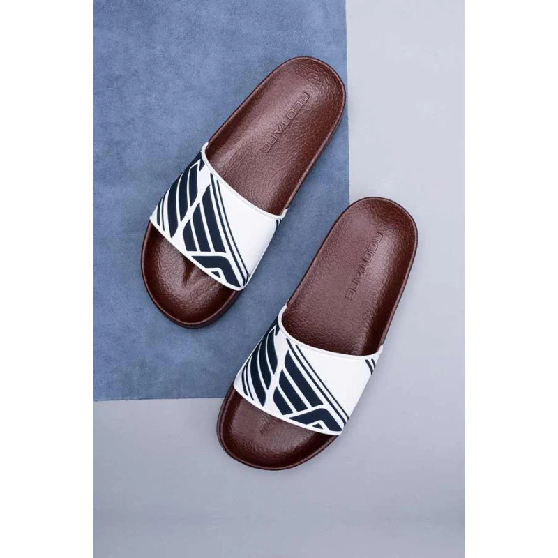 Men Maroon Sliders