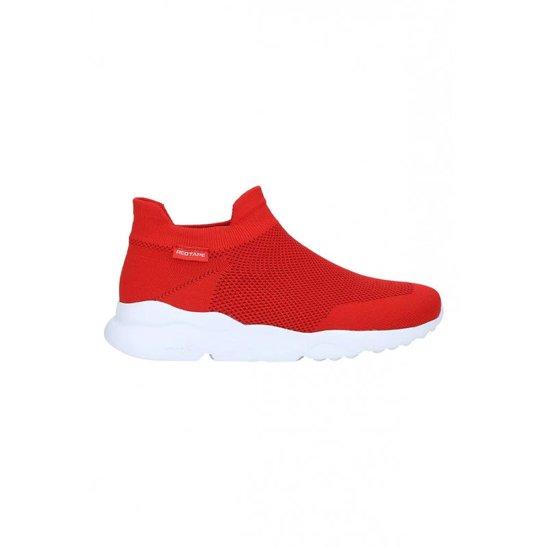 men red walking shoes