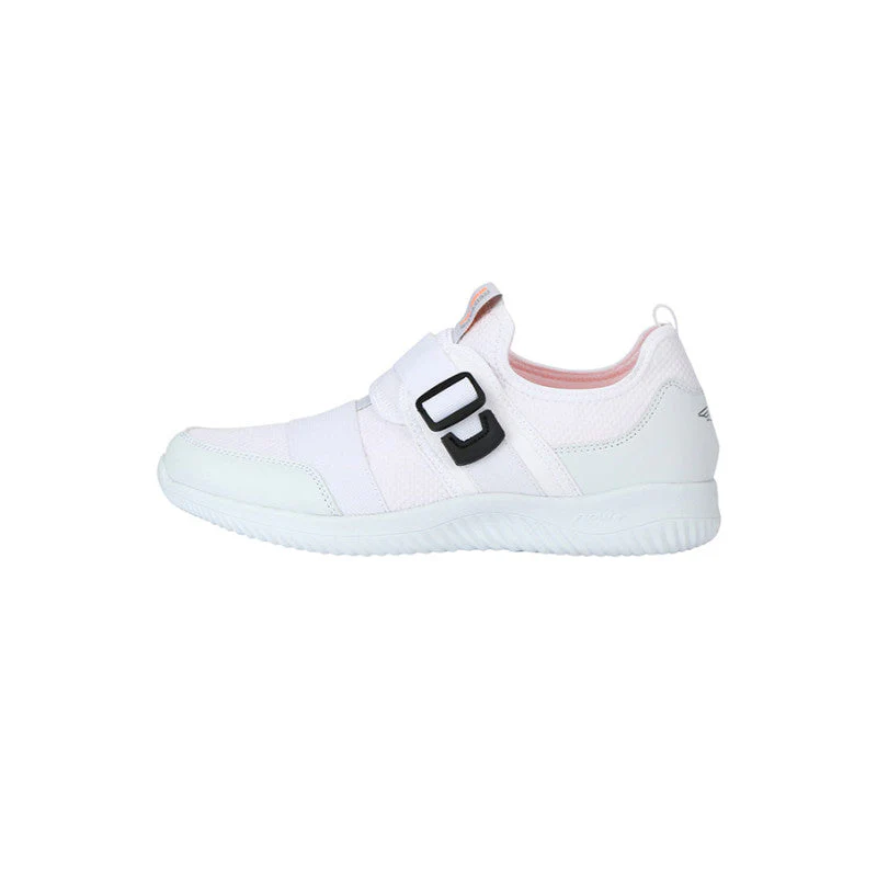 Men White Walking Shoes - Image 3