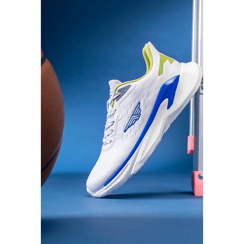 Men White Walking Shoes