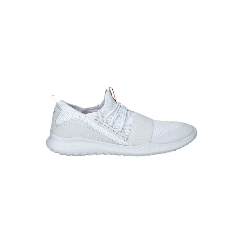 men white walking shoes