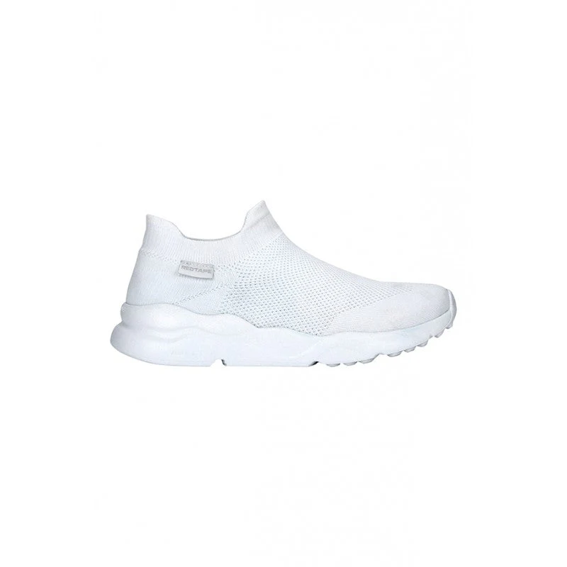 men white walking shoes