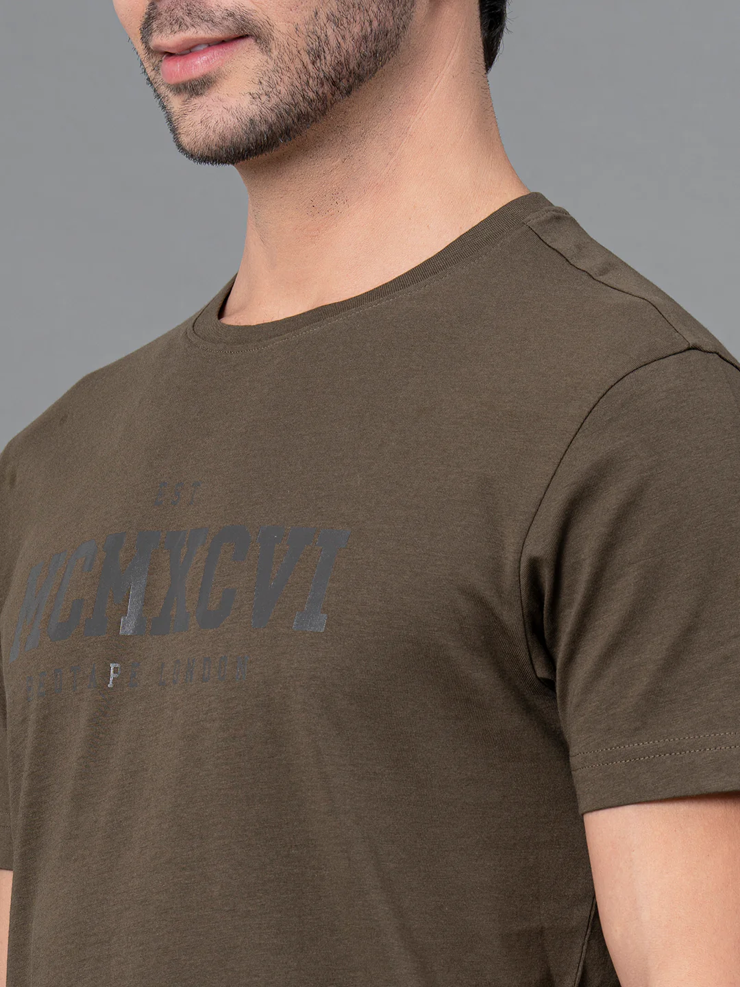 Mens Casual Round Neck Dark Olive T-Shirt - Image 5