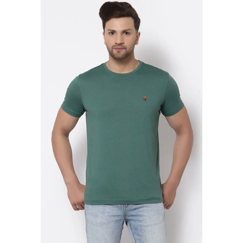 Men Green Solid T-Shirt
