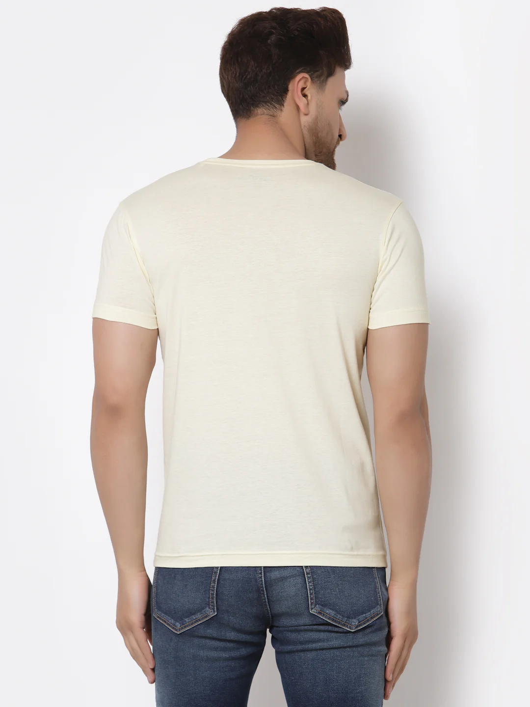 Men Ivory Solid T-Shirt - Image 4