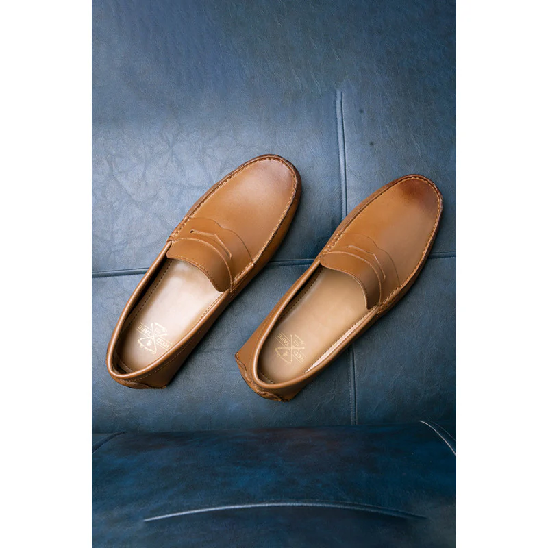 Men's Tan Moccasin