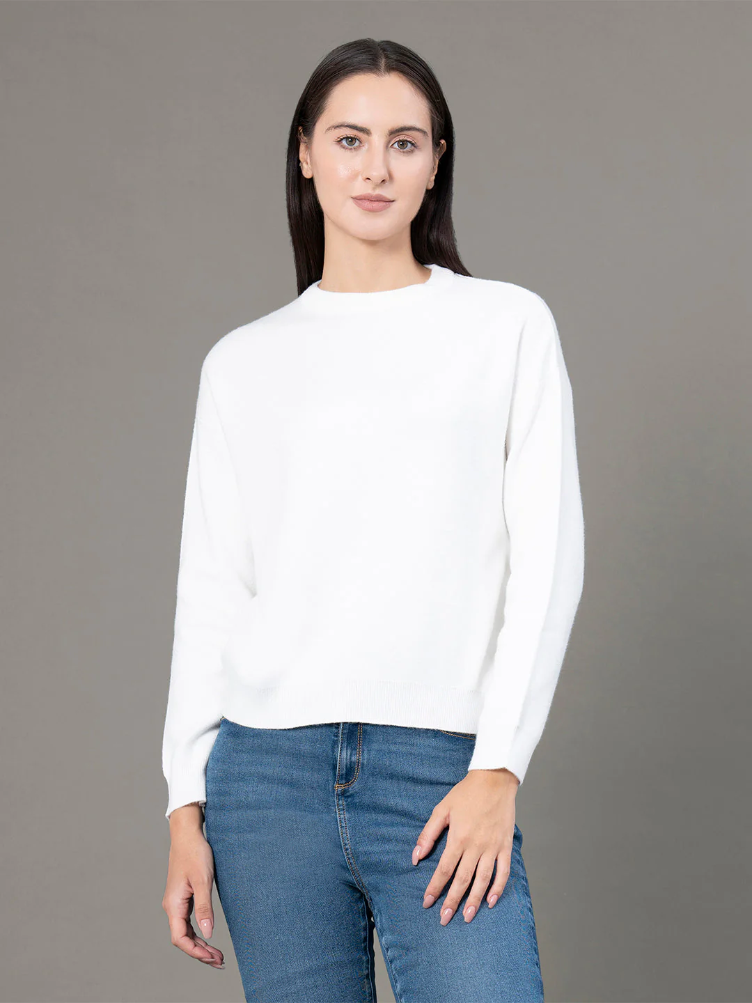Round Neck Solid Sweater for Women