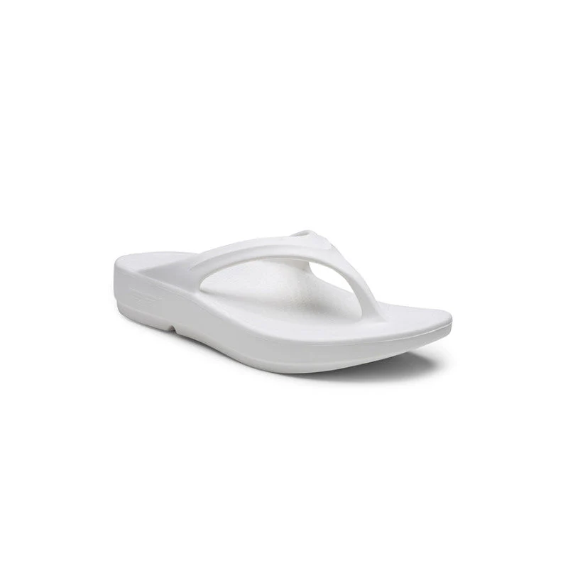 Red Tape Casual Thongs for Women | Refined Round-Toe Shape with a Relaxing Slip-On Support - Image 2