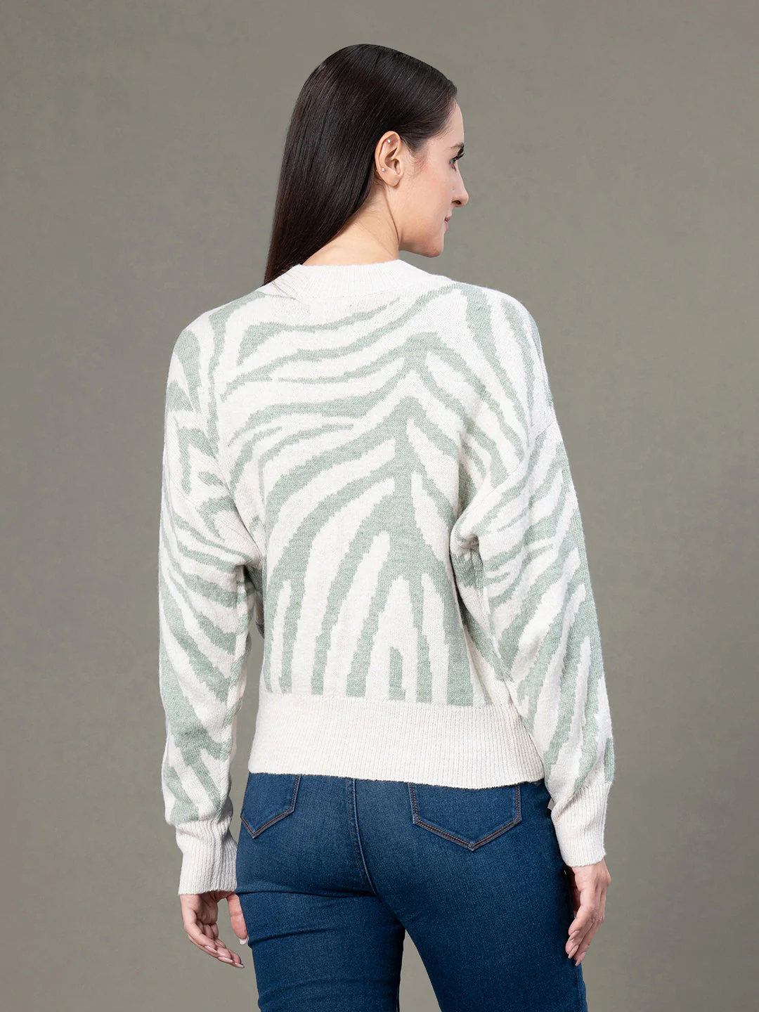 Round Neck Drop Shoulder Sweater for Women - Image 3