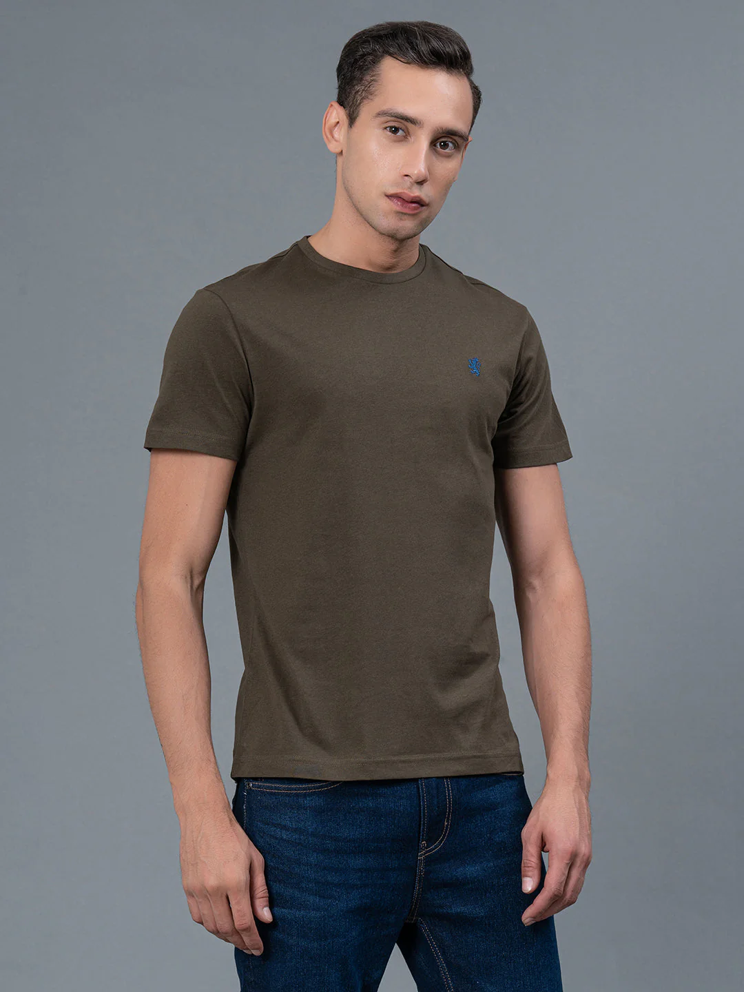 Solid Dark Olive Round Neck T-Shirt for Men - Image 2