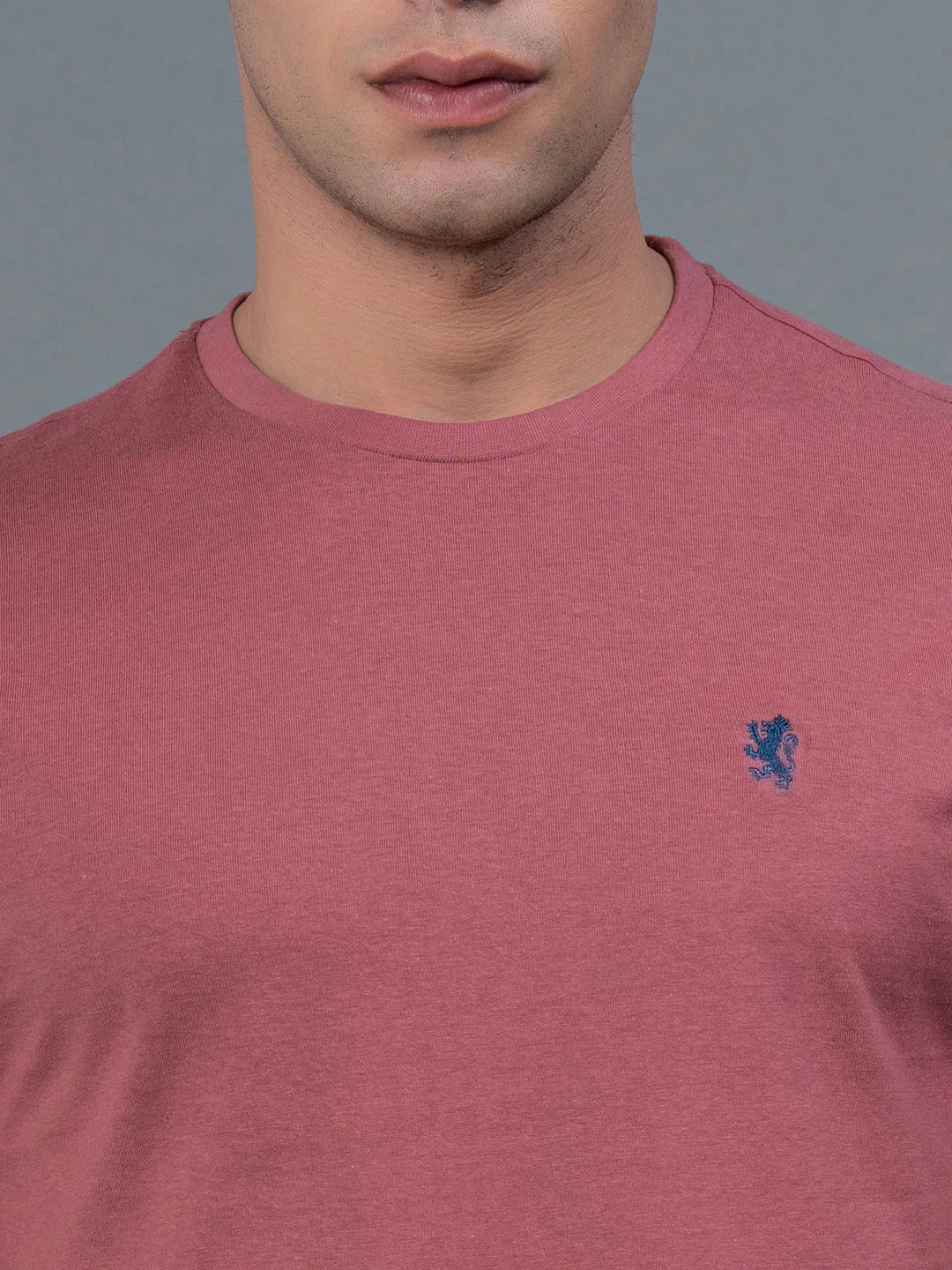Solid Dusky Pink Round Neck T-Shirt for Men - Image 4