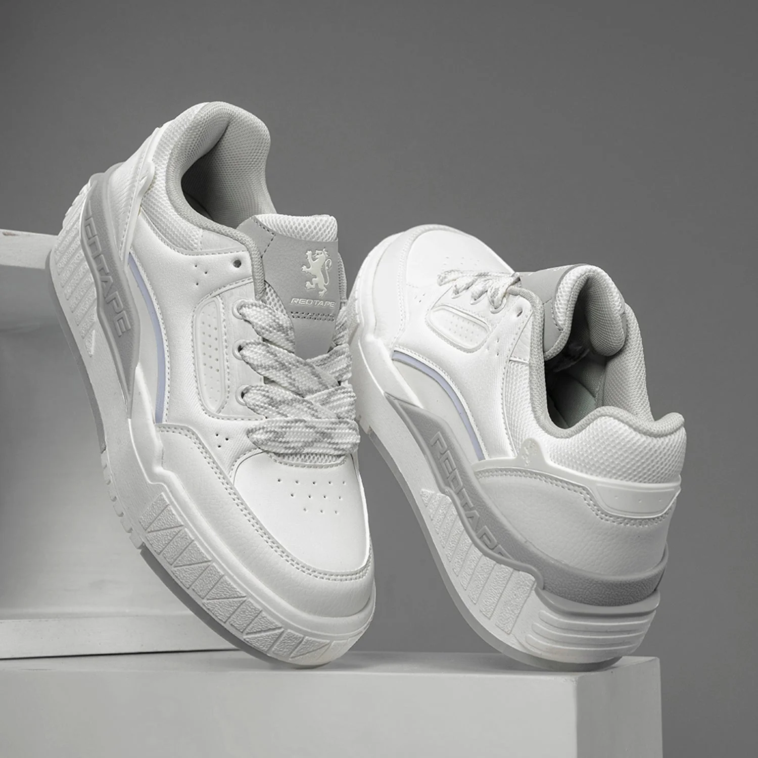 Women's Lifestyle Sneakers